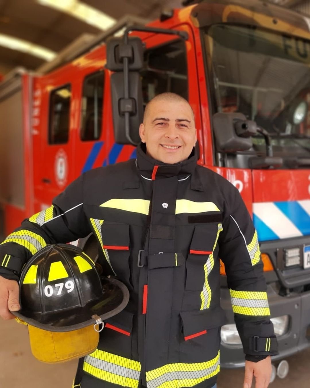 Bombero Uriel Espindola